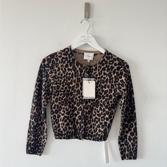 REFORMATION NWT Bernadette Crew Cardigan in Leopard XS - Picture 2 of 6
